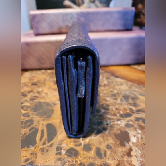 Gucci Guccissima long leather wallet - Picture 3 of 9